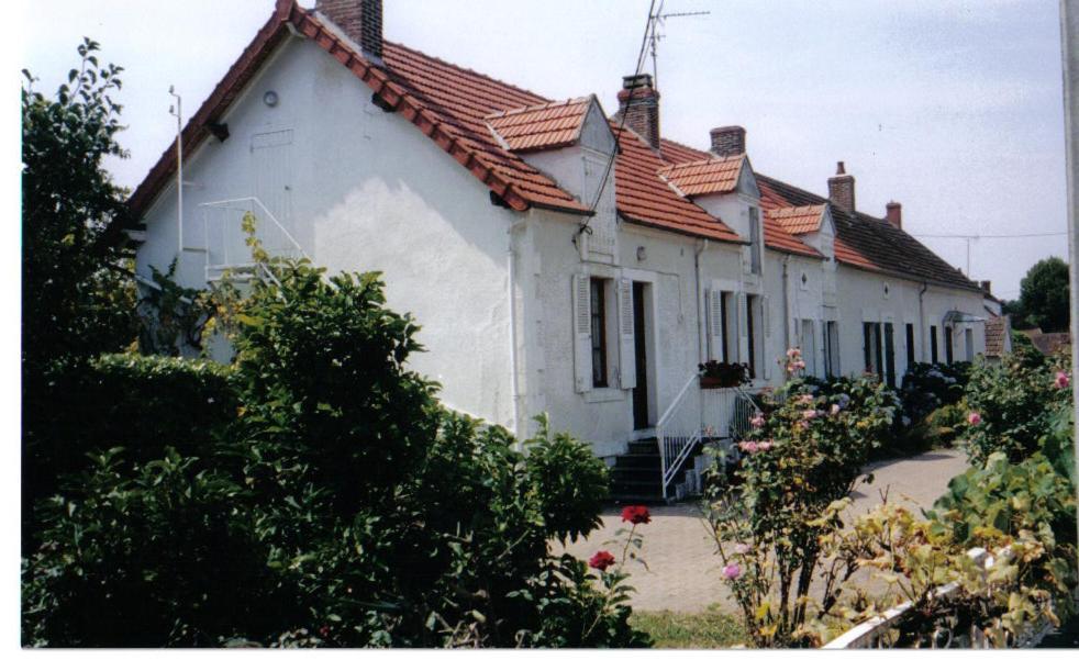 Bézenet La Longere Des Gillettes B&B 외부 사진