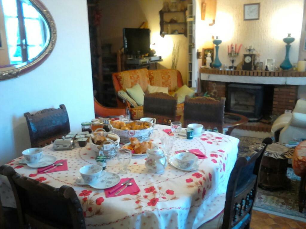 Bézenet La Longere Des Gillettes B&B 외부 사진